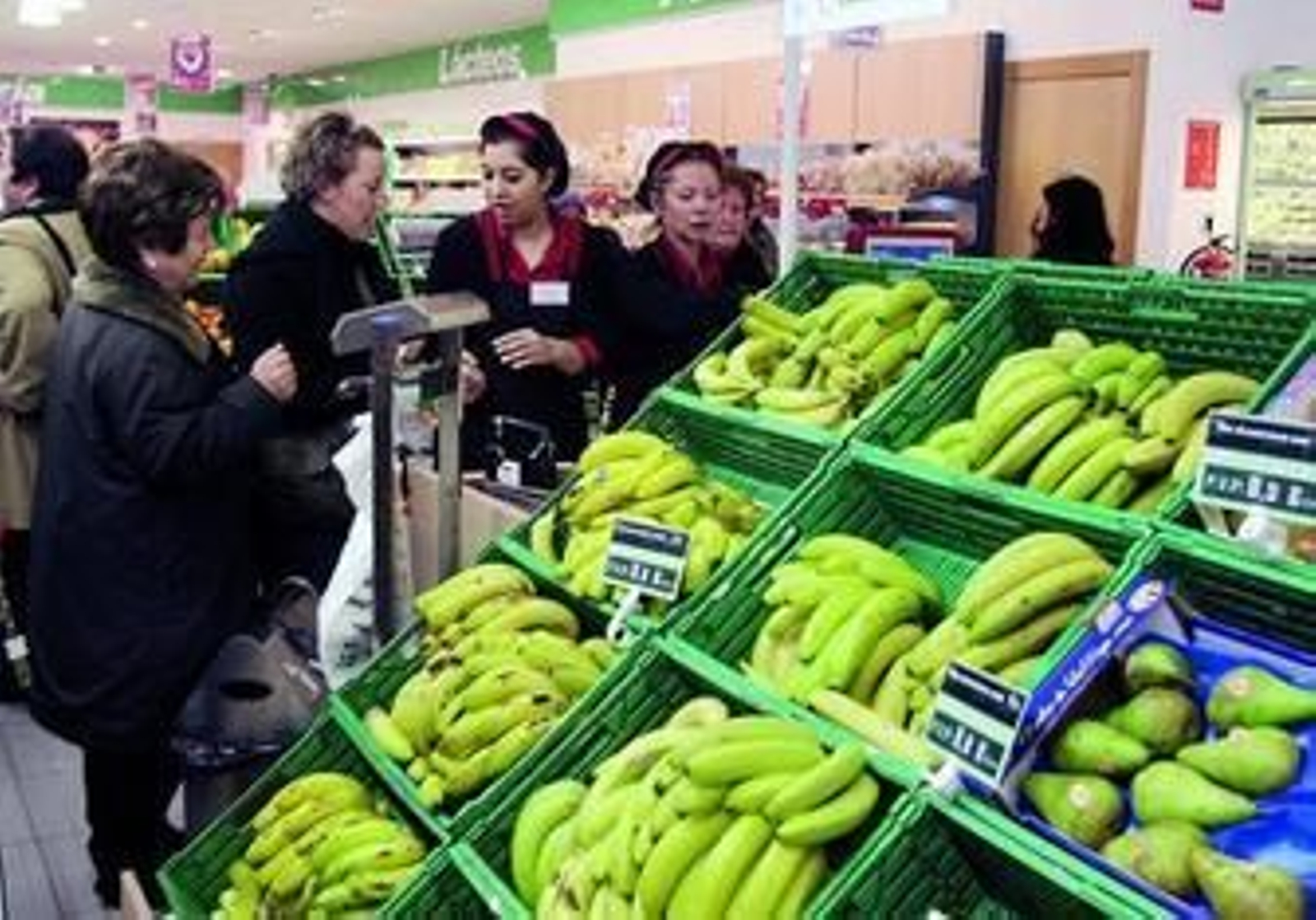 Interior de un Covirán que se inauguró el pasado mes de febrero.