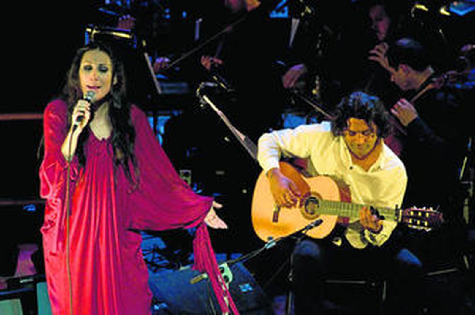 Clara Montes, que vive en Cádiz, durante la actuación que sirvió para la grabación de su disco.