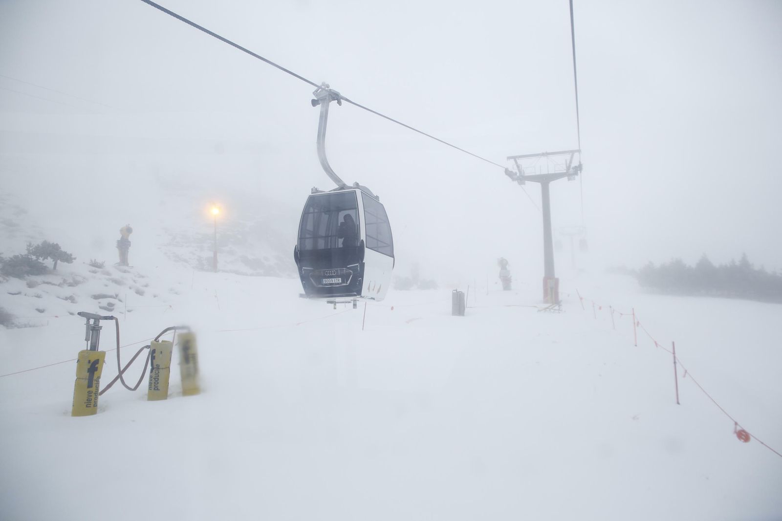 Todas las imágenes del estreno de la temporada de esquí en Sierra Nevada