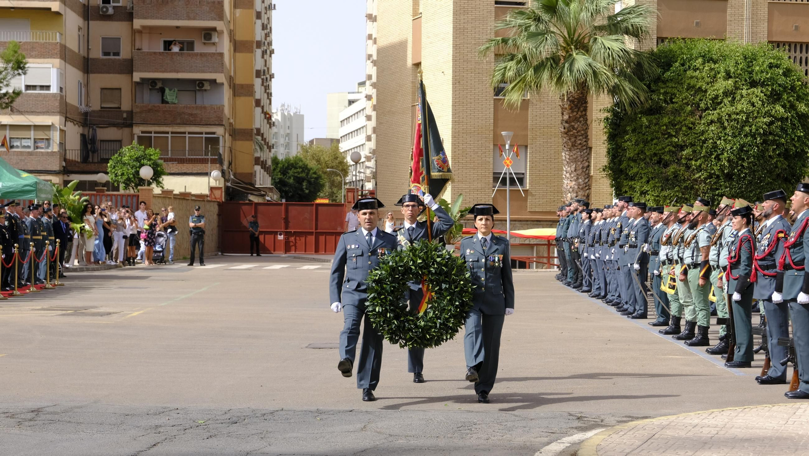 Las imágenes de la celebración del Día del Pilar en la Comandancia de la Guardia Civil de Almería
