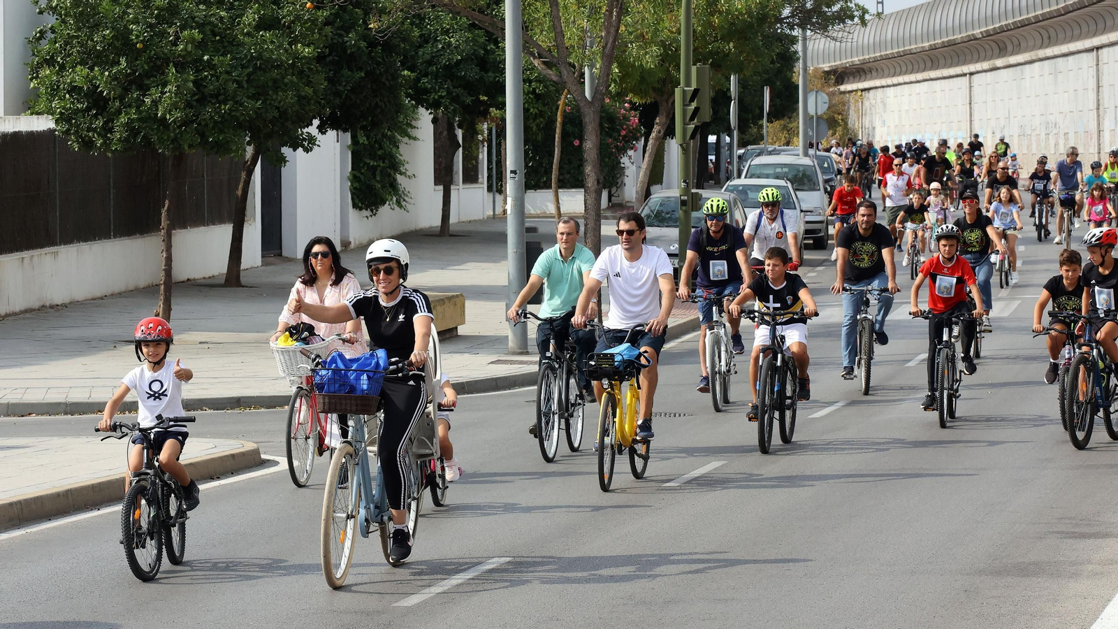 Búscate en el Día de la Bici Amistad por Jerez