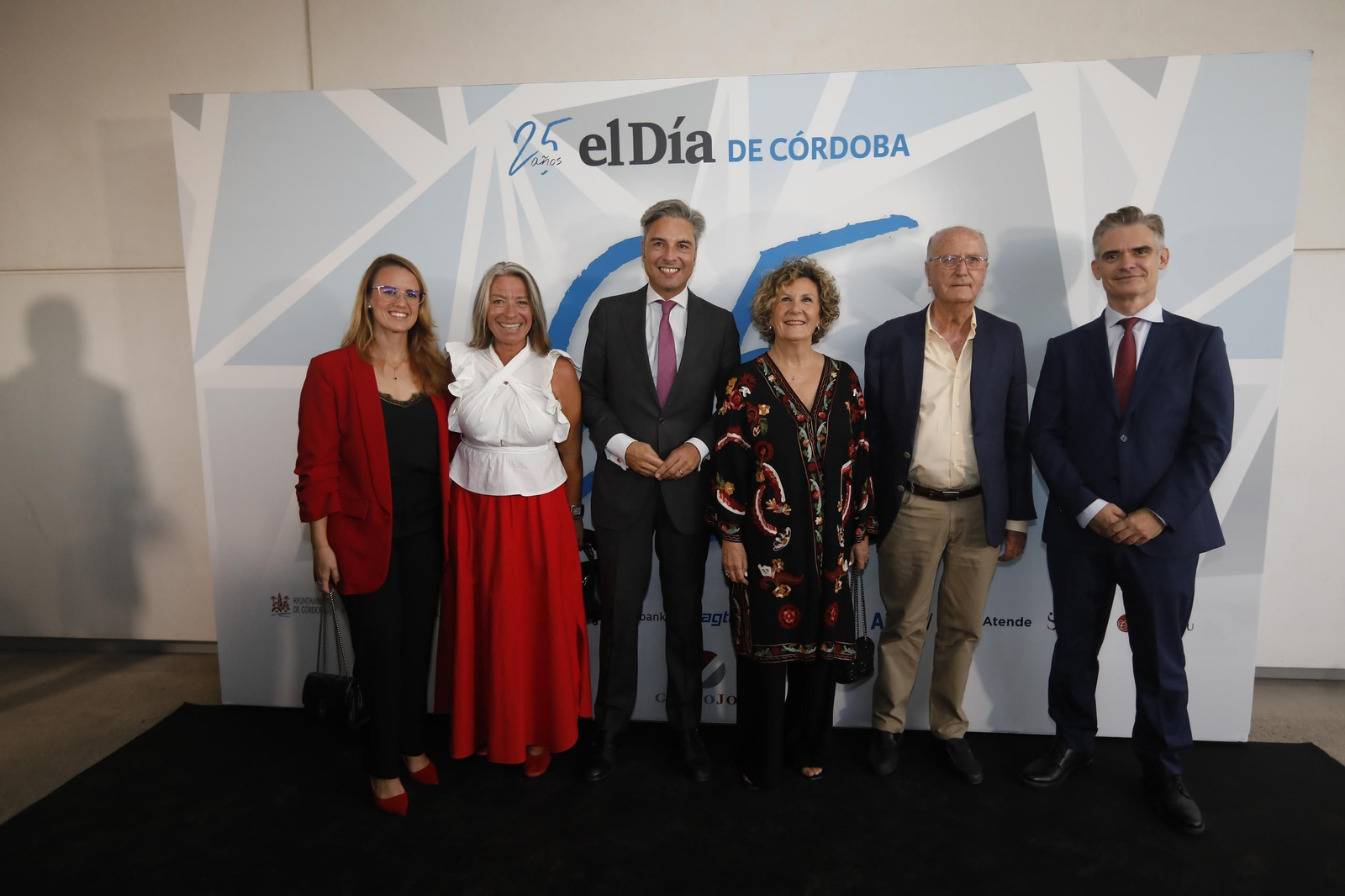 Sara Alguacil, Isabel Albás, Andrés Lorite, Auxiliadora Fernández, Alfonso Fernández y Vicente Obrero.