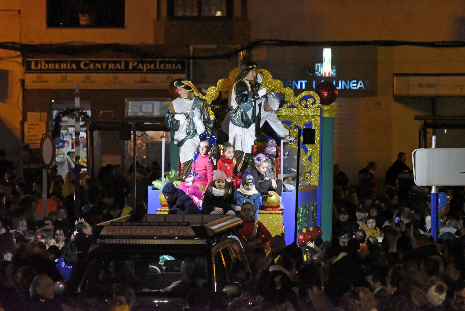 La cabalgata de 2020 en La Línea.