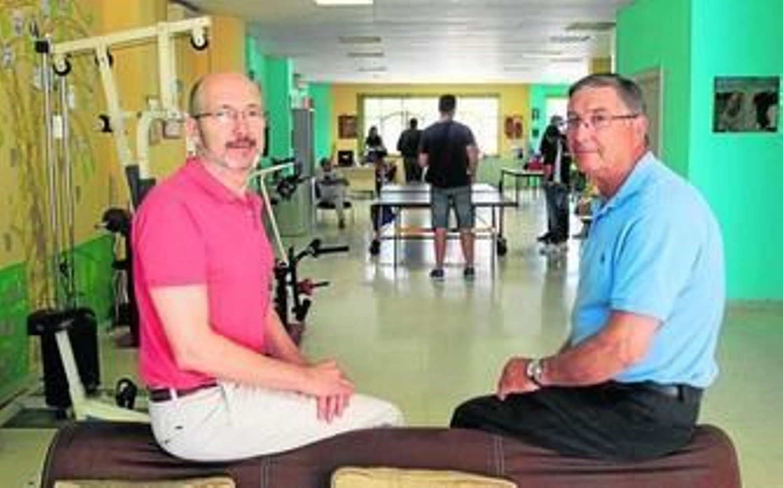 Blas García (izquierda) y Manuel Martínez, en el centro de Afemen de Algeciras.