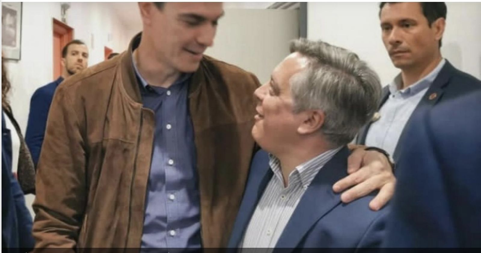 ¿Dimito o no dimito, Juan?