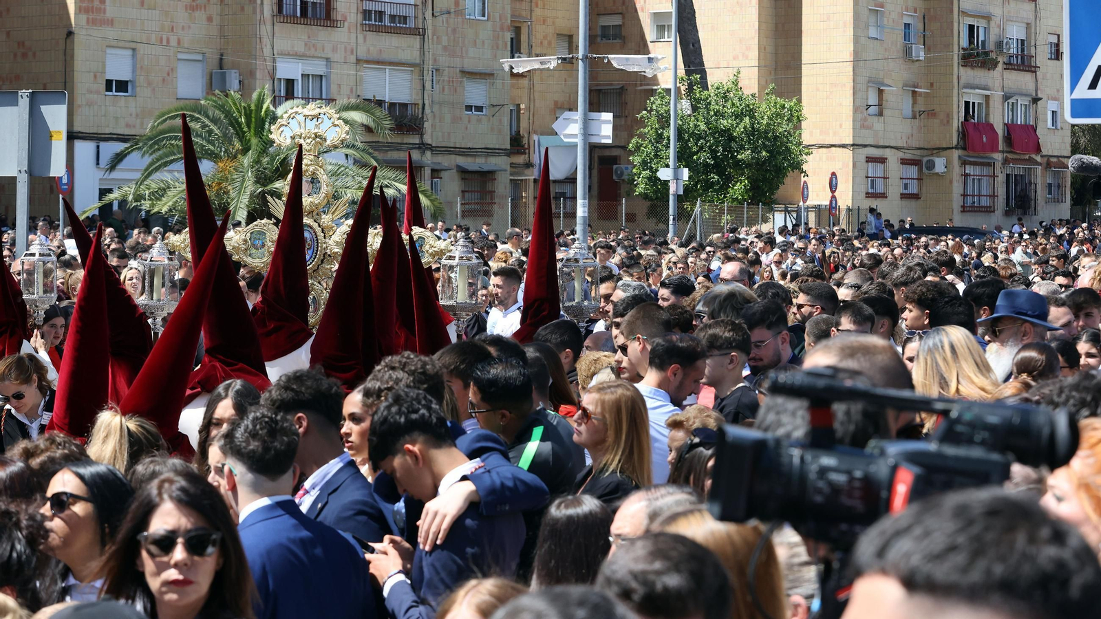 Imágenes de la Hermandad del Soberano Poder en el Miércoles Santo de Jerez 2025
