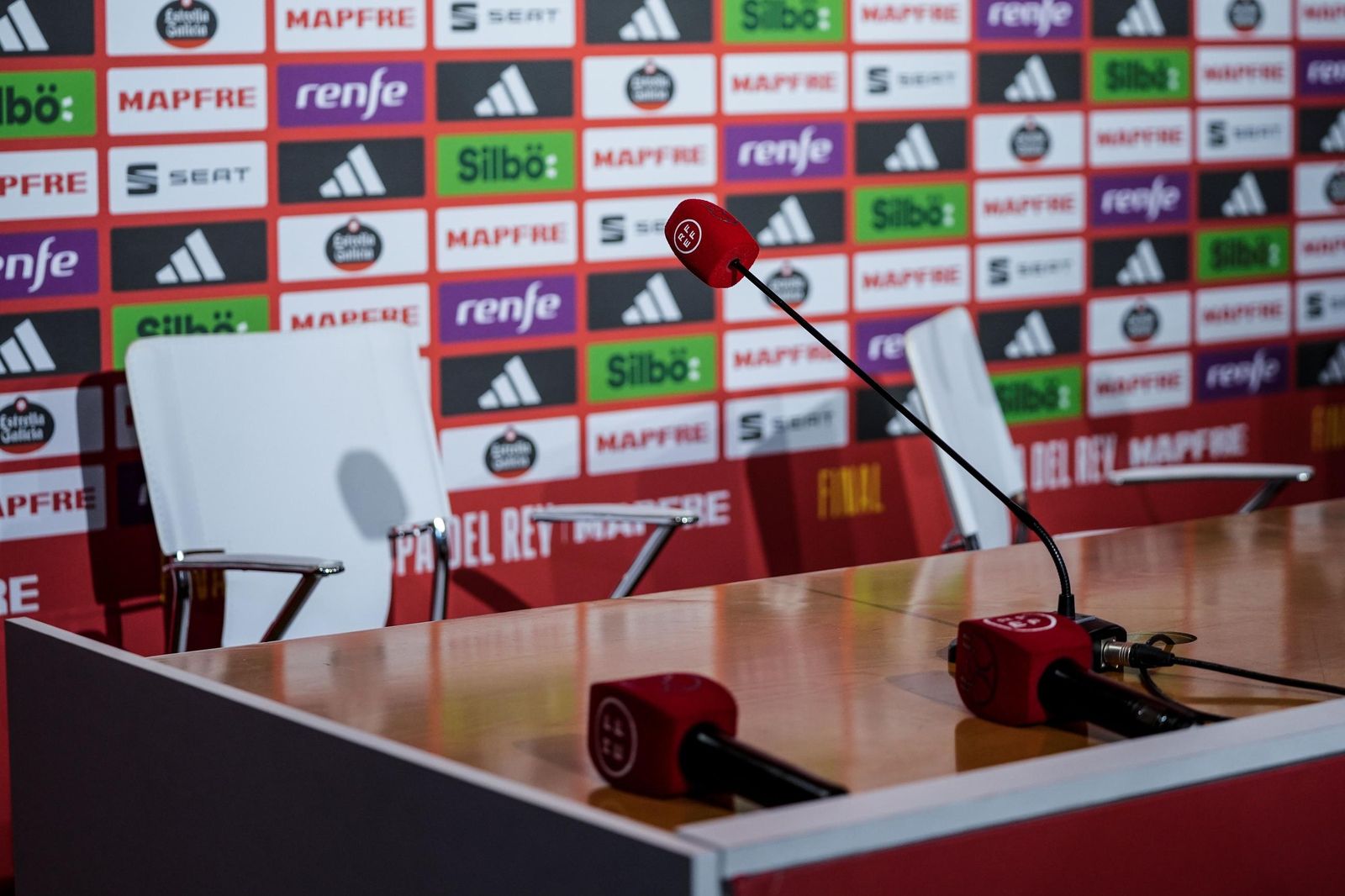 La fotos del día antes de la final de Copa Barcelona - Real Madrid