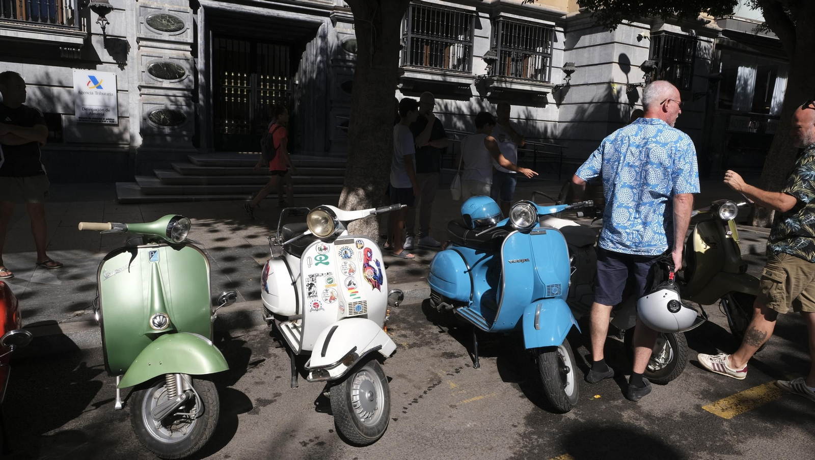 Exposición de Motos Antiguas de la Feria de Almería, en imágenes
