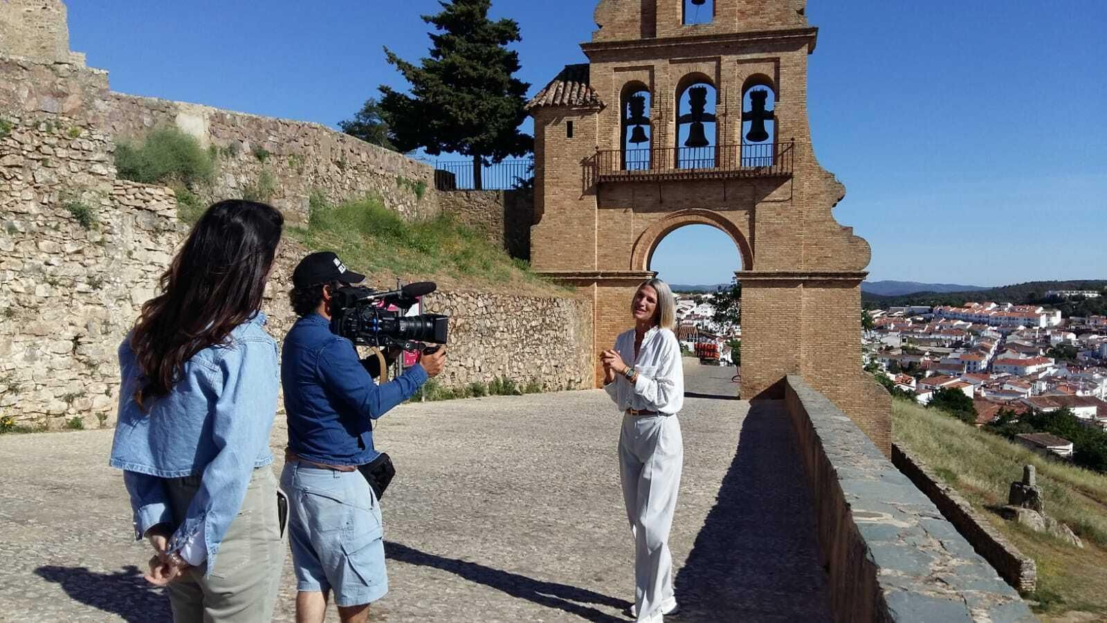 Laura Sánchez durante uno de los rodajes del programa Viajeros Cuatro.