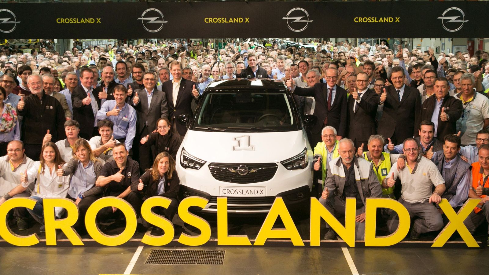 El nuevo modelo de Opel sustituye al Meriva y llegará a los concesionarios en verano.
