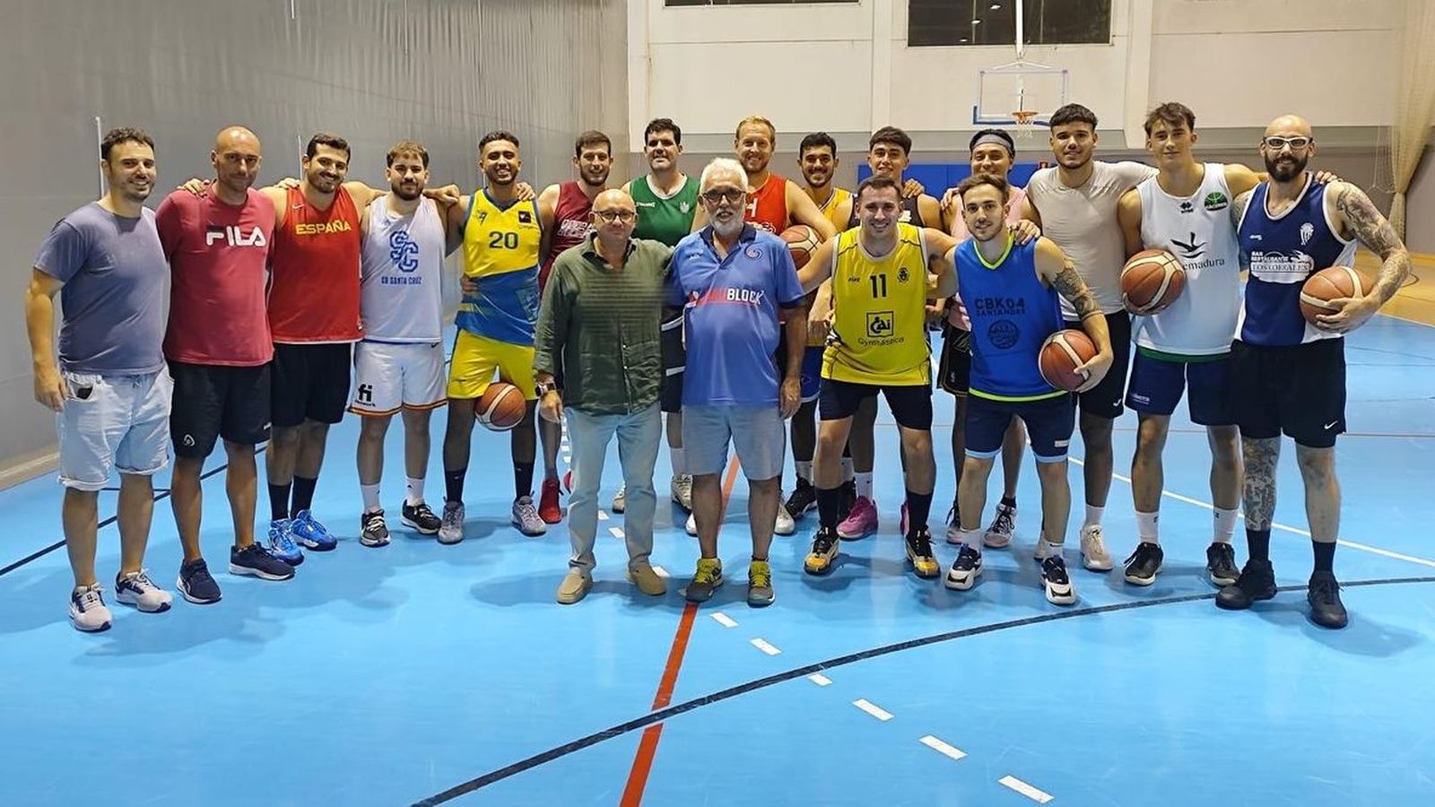 La plantilla de la Gymnástica Portuense, tras un entrenamiento