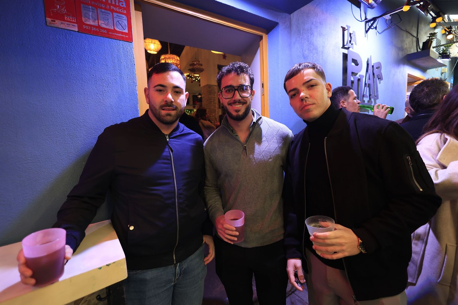 Búscate en las fotos del ambiente en el centro de La Línea antes de la Nochevieja