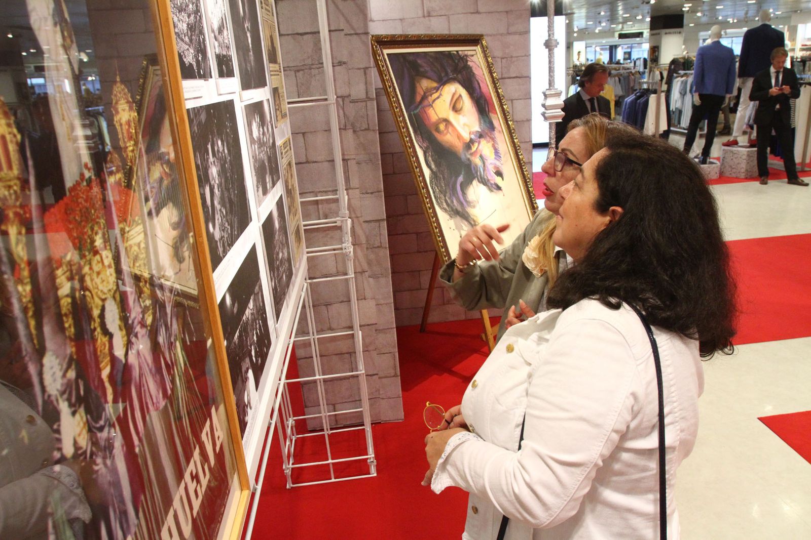 Se inaugura la exposición 'Cera y ruán' en el Corte Ingles