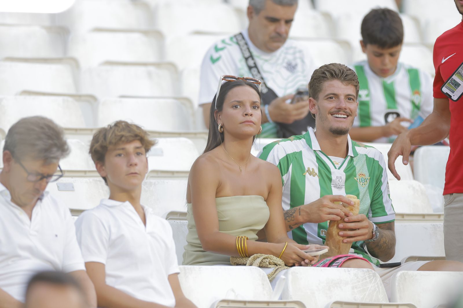 Búscate en las fotos del Betis-Atlético de Madrid