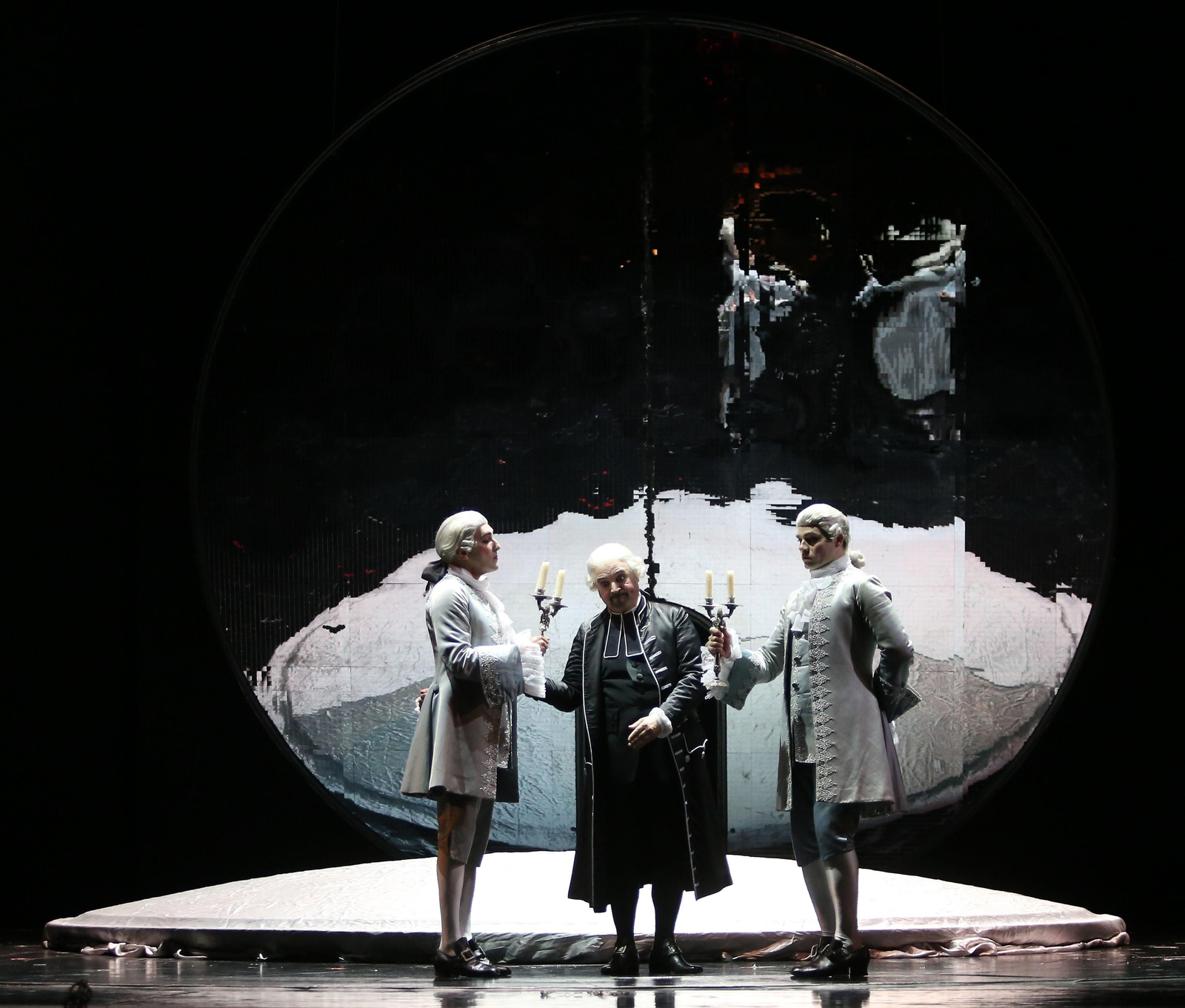 Las imágenes de 'Adriana Lecouvreur' en el Maestranza