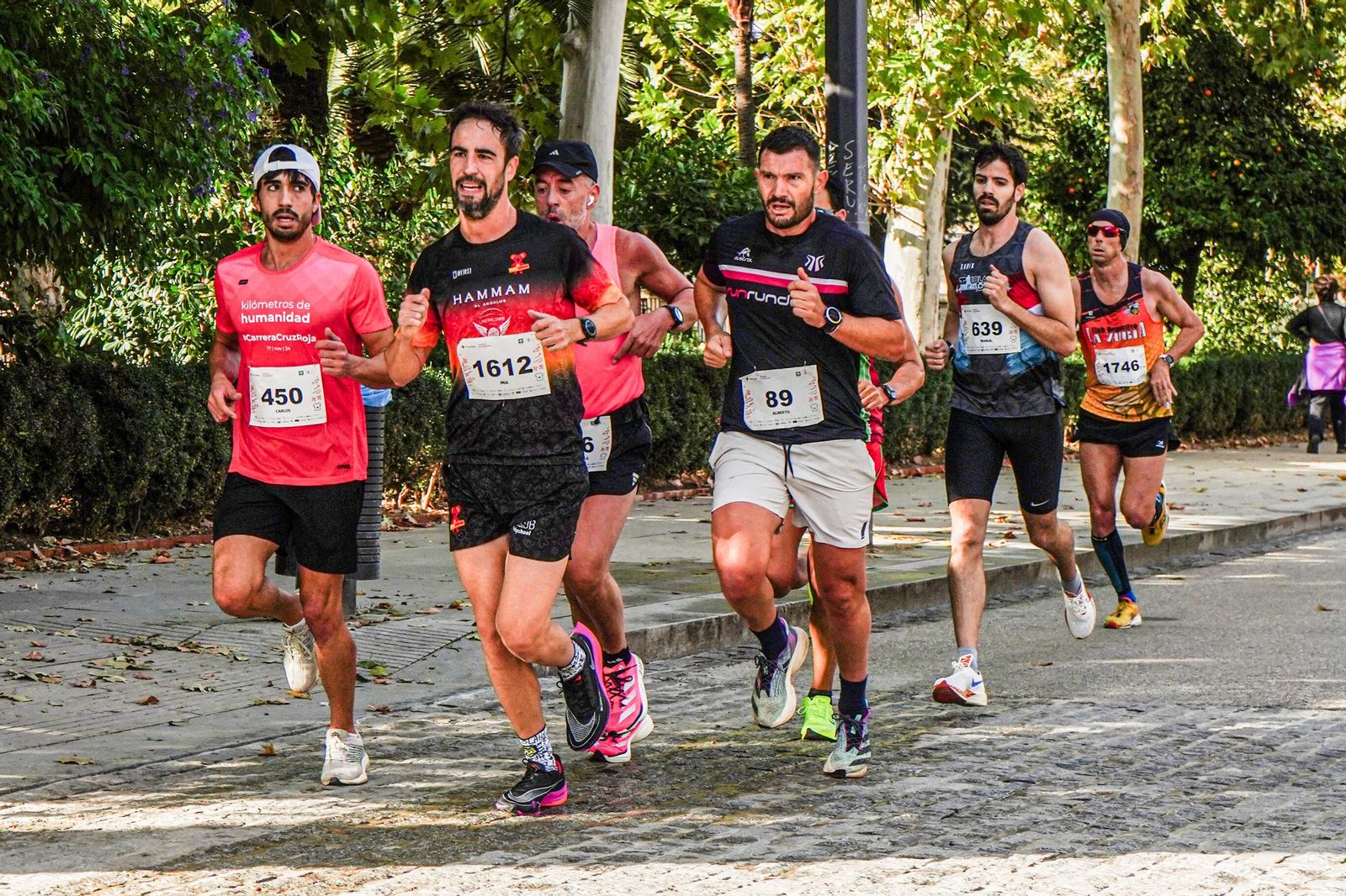 Las imágenes de la Carrera de la Cruz Roja en Granada