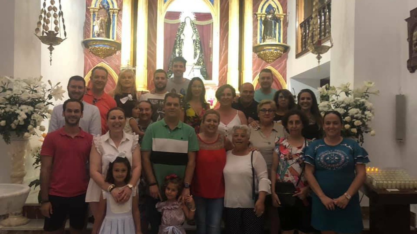 Nueva junta directiva de la Hermandad de la Virgen de las Angustias de Vera.