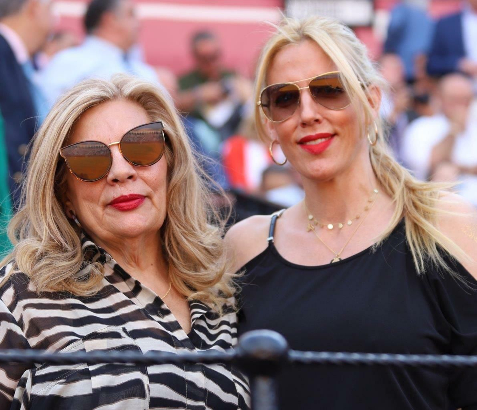 Carmen Cabeza y María Noguera