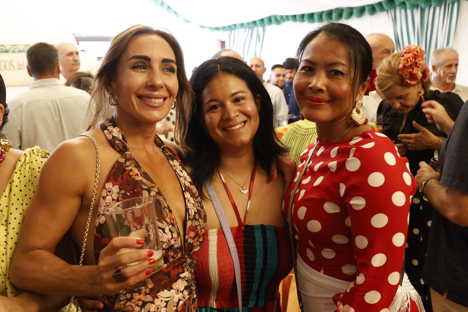 Búscate en las fotos del lunes en la Feria de Tarifa 2025