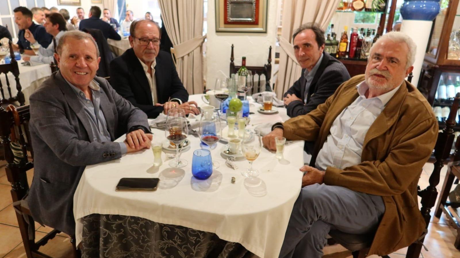 Empresarios de la zona.