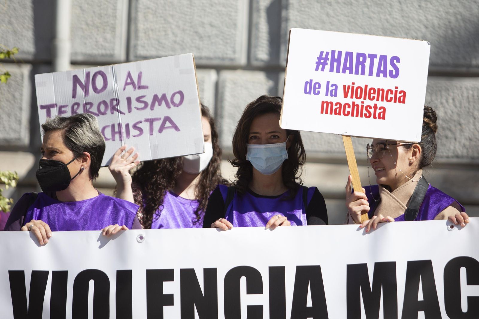 Convocan una concentración feminista en Granada en repulsa de los últimos asesinatos machistas
