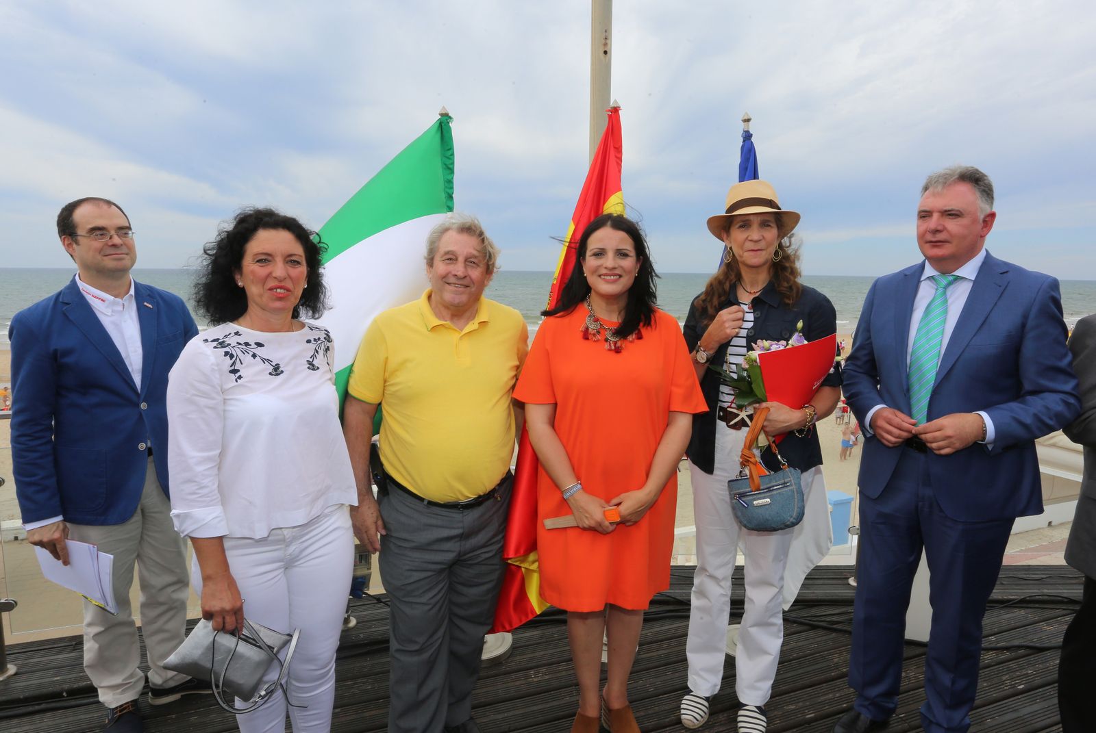 La Infanta Doña Elena asiste a varios talleres de prevención de la fundación Mapfre, en imágenes