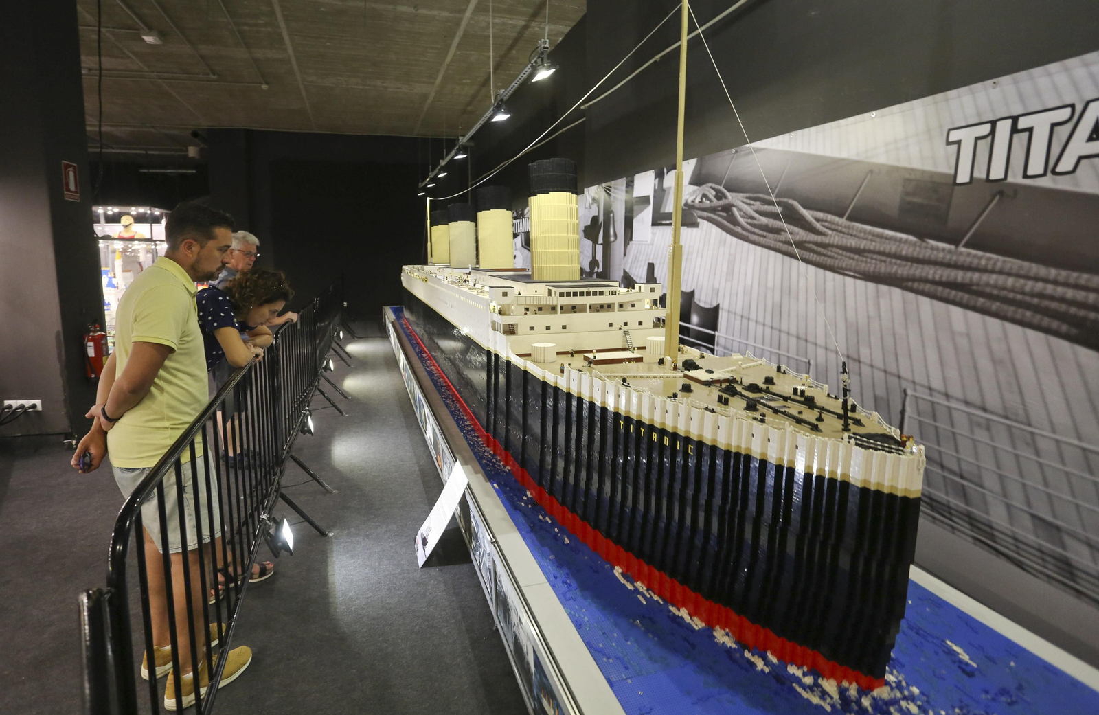 Las fotos de la exposición de Lego en el Muelle Uno de Málaga
