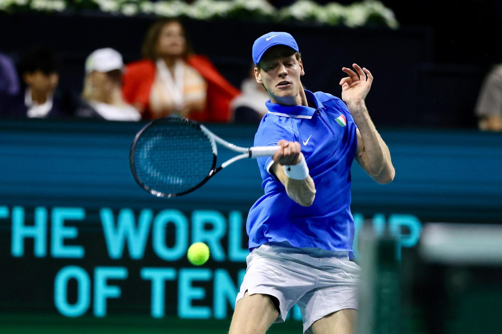 Jannik Sinner lleva a Italia a la final de la Copa Davis tras ganar a De Miñaur