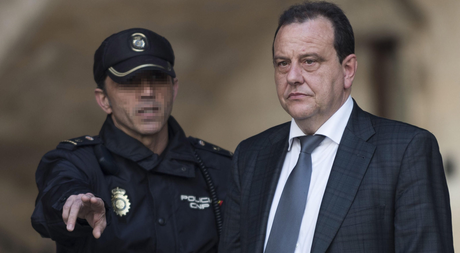 Pedro Horrach, en una imagen de archivo, a su salida de la Audiencia de Palma.