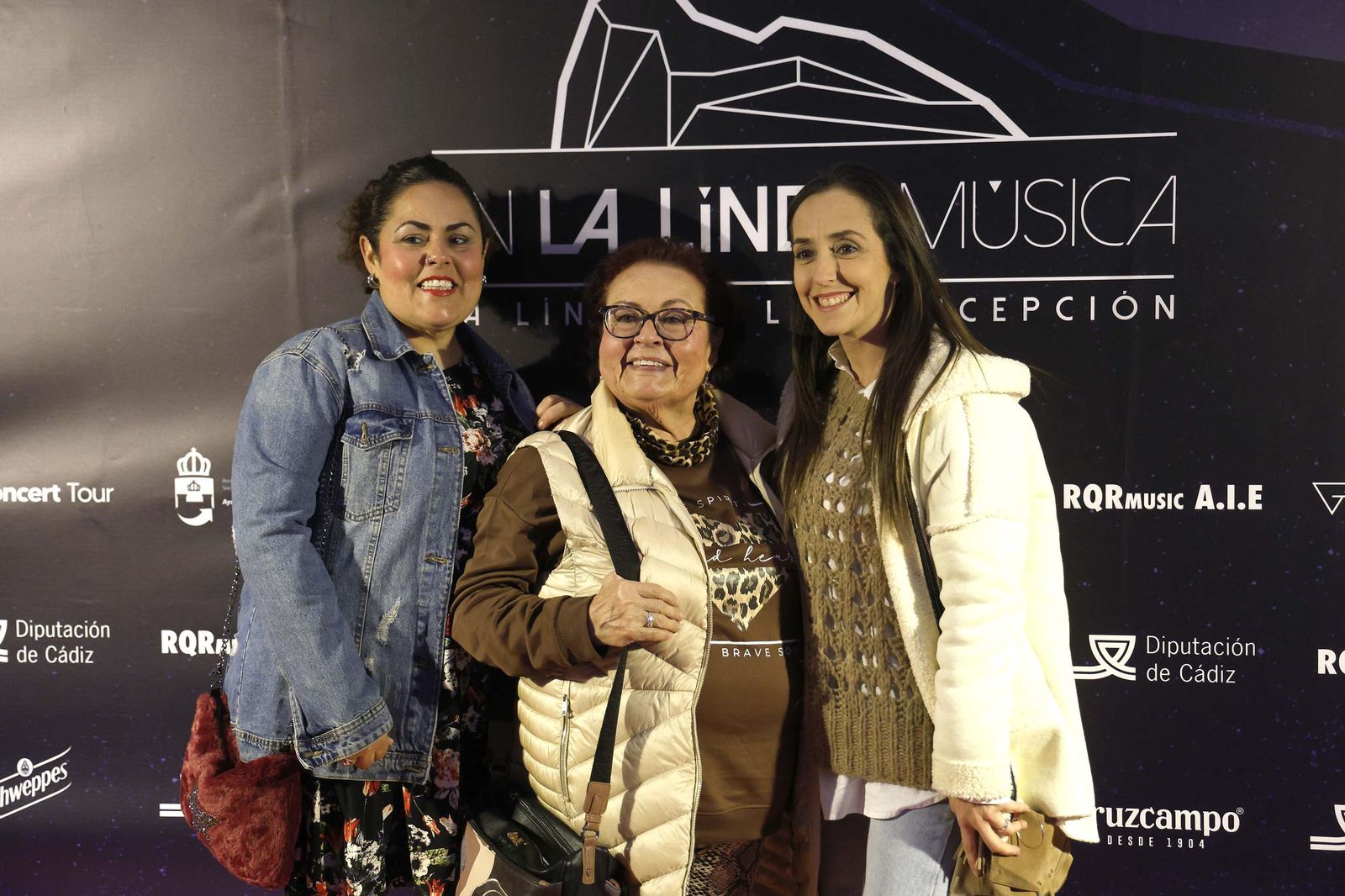 Fotos del concierto de Marta Santos en La Línea