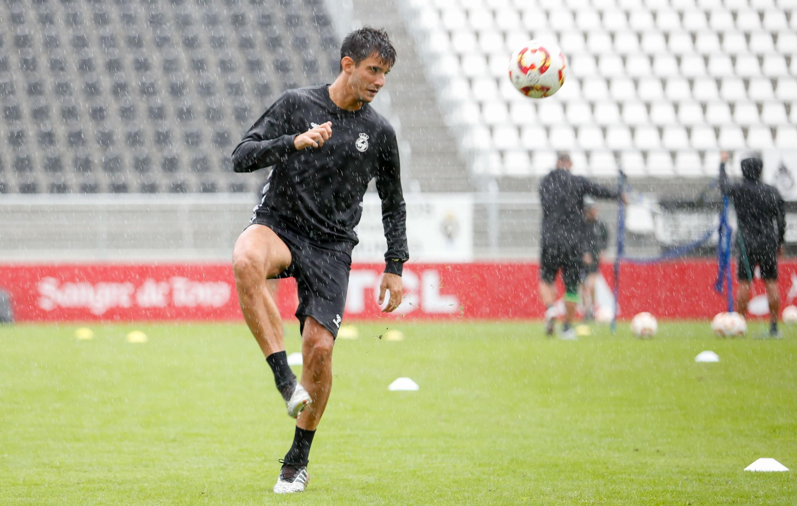 Las fotos del primer entrenamiento de Javi Moreno al frente de la Balona en La Línea