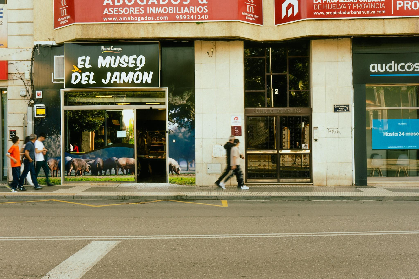 Las imágenes más destacadas del jueves 24 de abril en Huelva