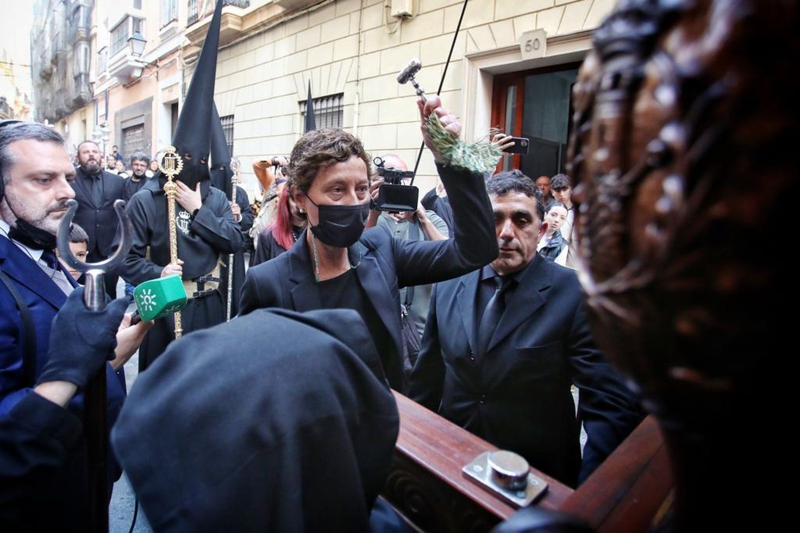 Las imágenes de la cofradía del Descendimiento en la Semana Santa de Cádiz 2022