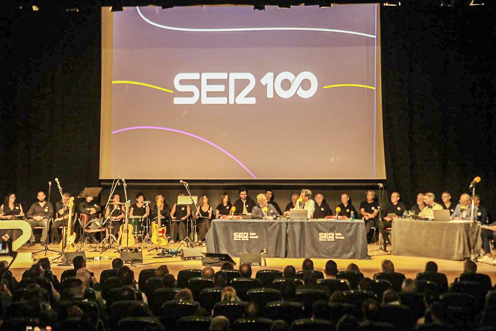 Radio Granada celebra su nonagésimo aniversario