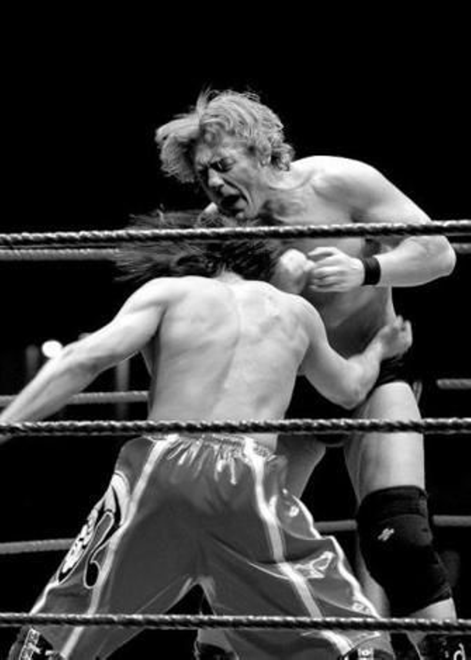 Uno de los combates que ayer hicieron vibrar al público en la Plaza de Toros.