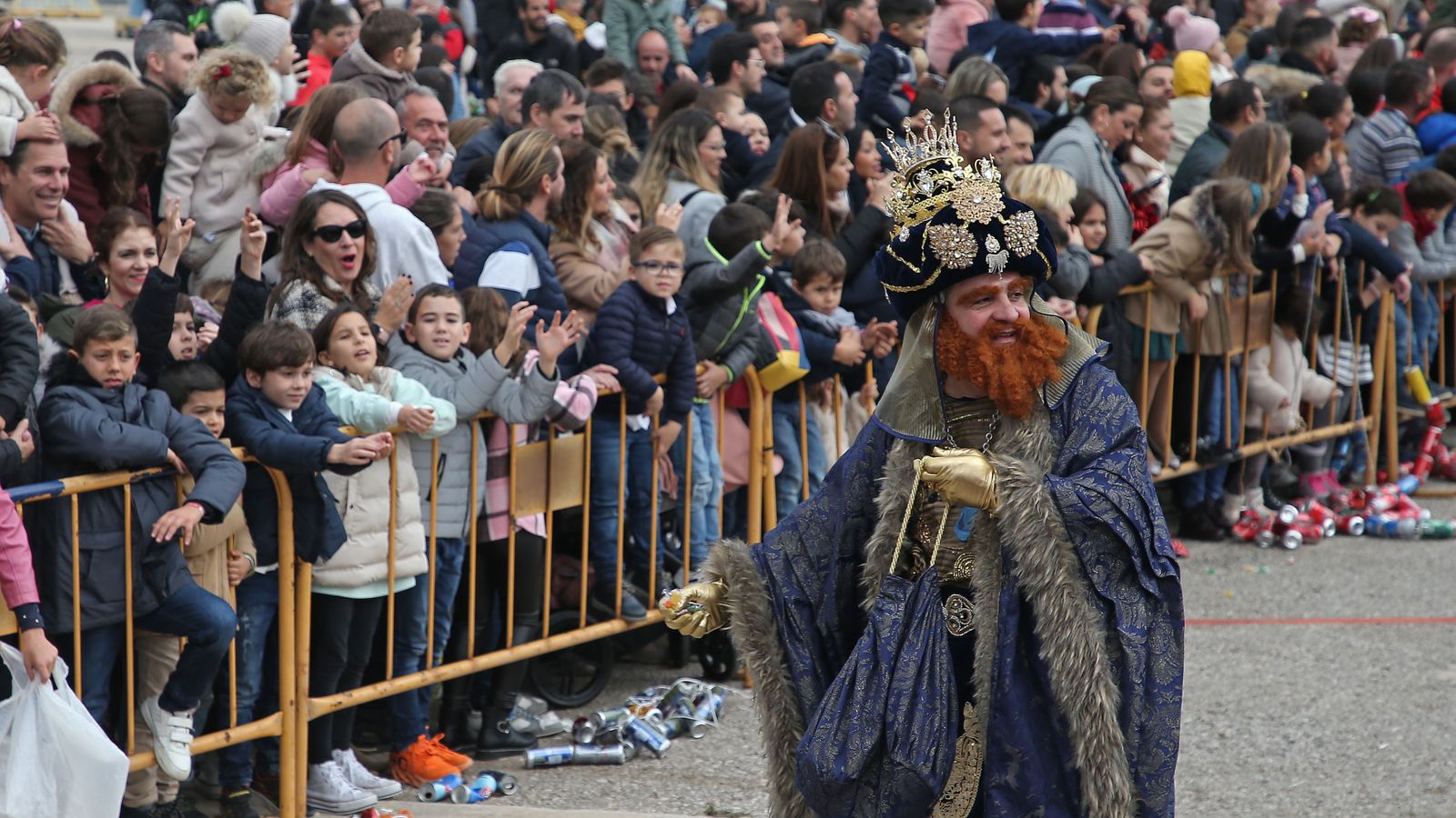 Fotos del arrastre de latas en Algeciras