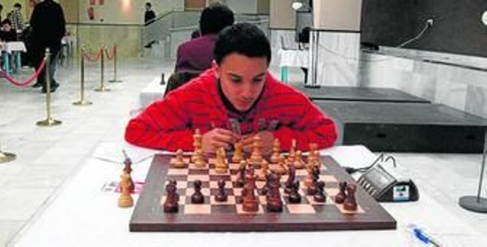 El joven maestro internacional Kiprian Berbatov firmó ayer tablas contra Shkapenko.