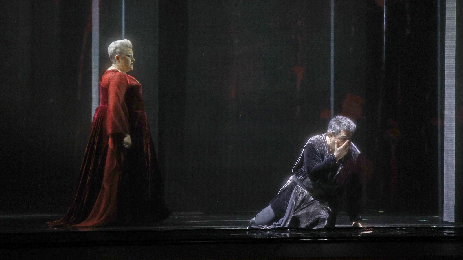 Imágenes de la ópera Macbeth en el Teatro Villamarta de Jerez