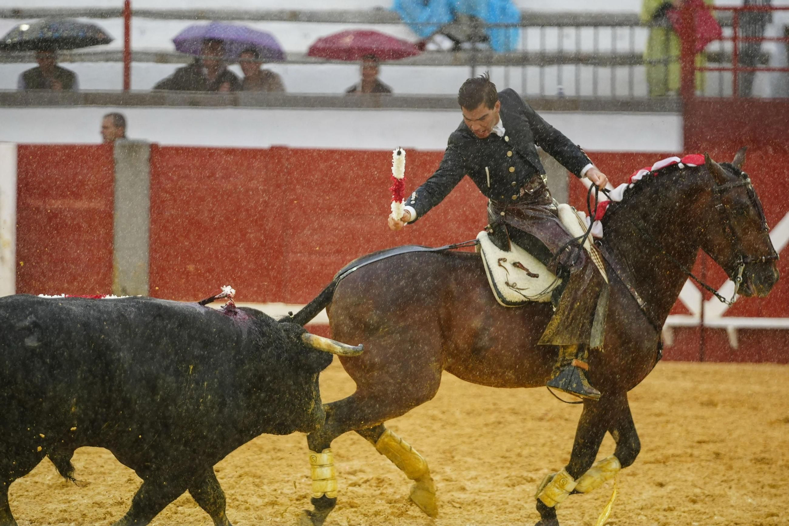 La corrida de rejones de la Feria de Pozoblanco, suspendida por la lluvia