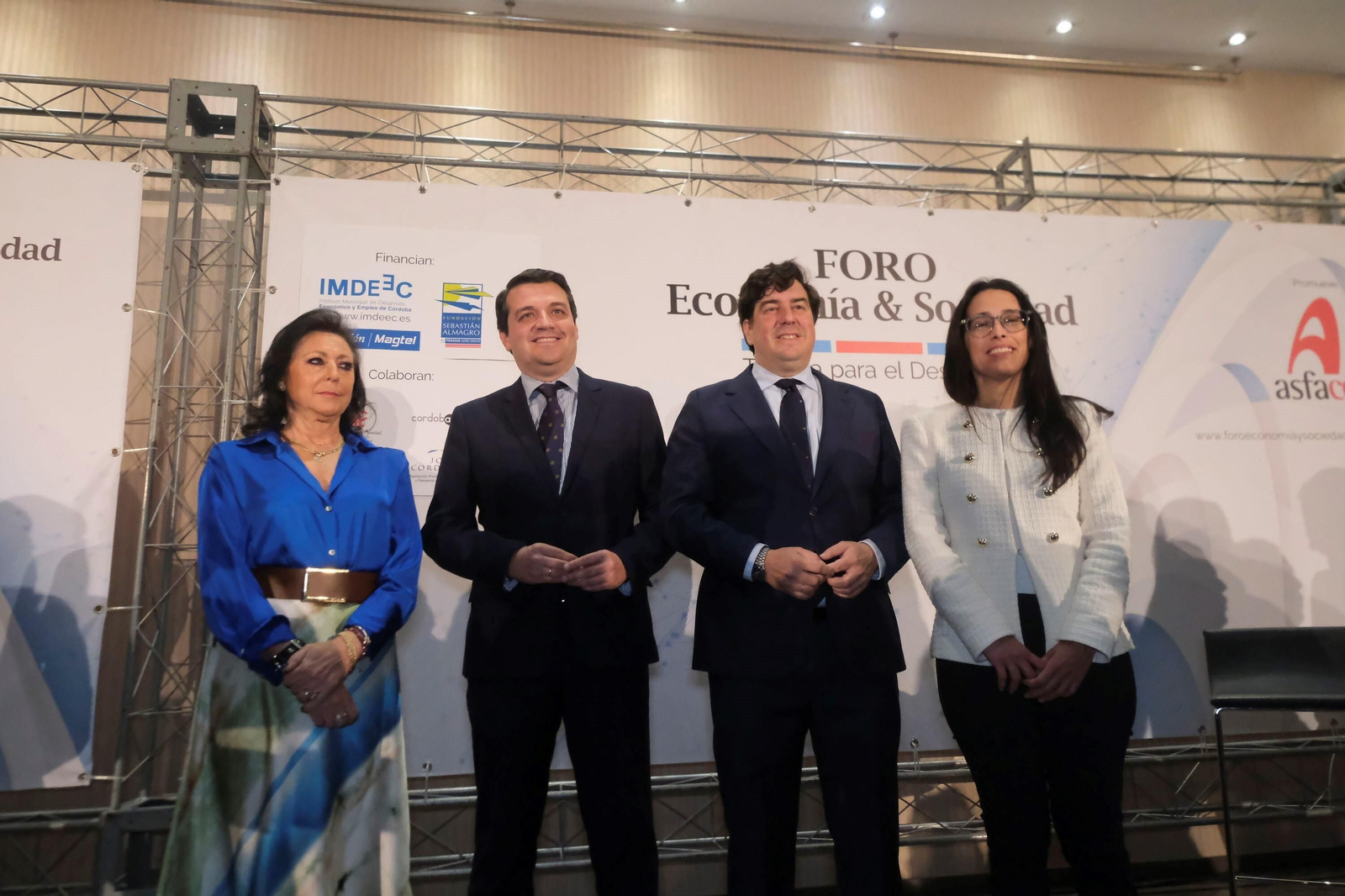 El foro Economía y Sociedad de Asfaco con el alcalde de Córdoba, en imágenes