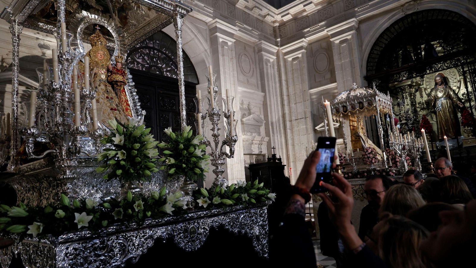 La Virgen de Consolación y la de Valme en la parroquia del Sagrario