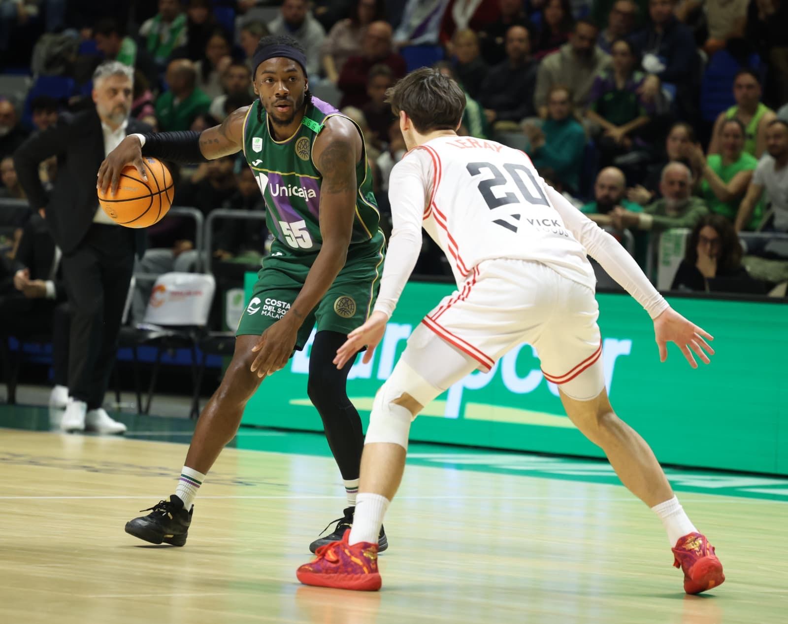 El Unicaja-Elan Chalon, en fotos