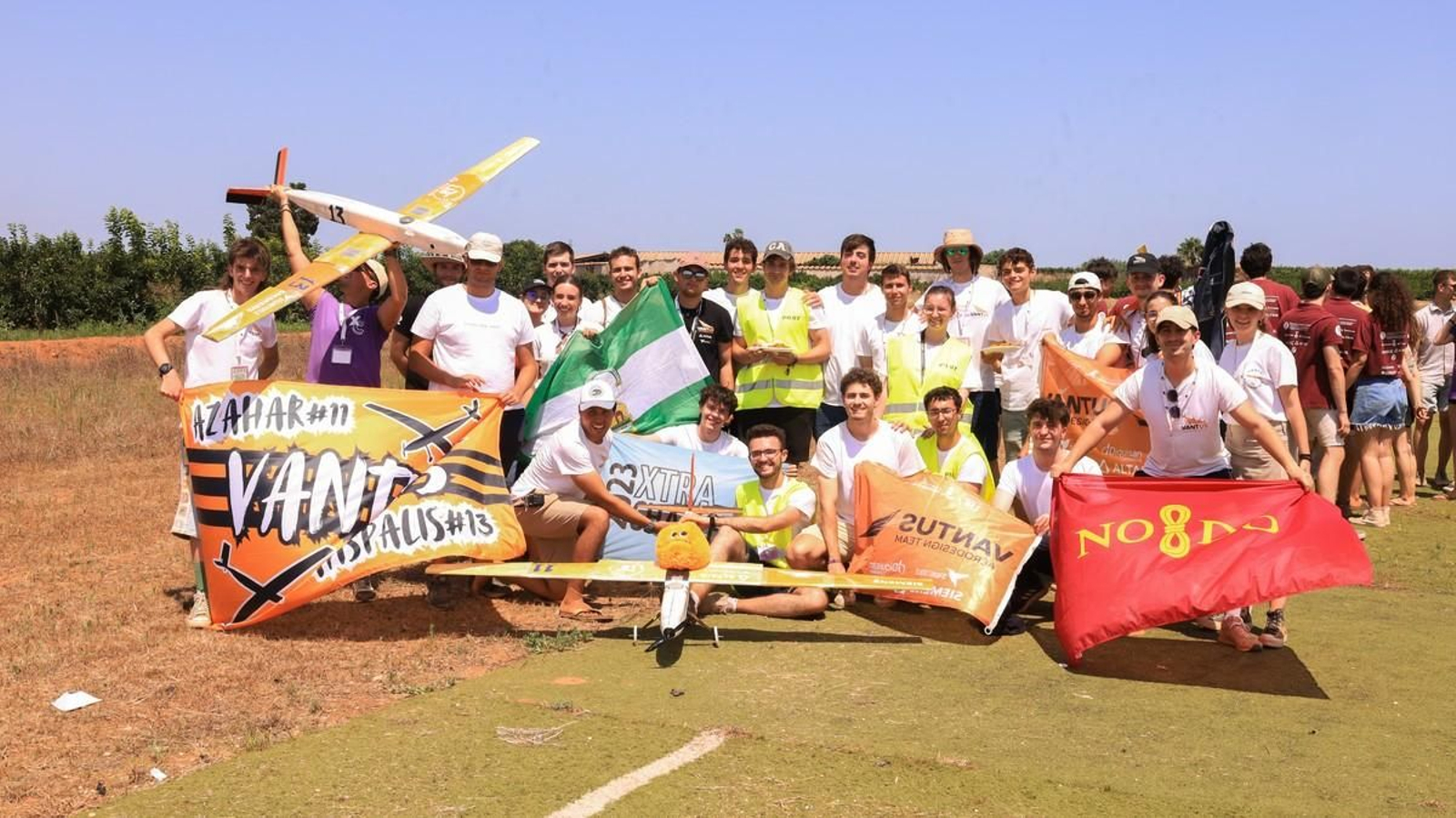 El equipo de la Universidad de Sevilla que ha participado en el campeonato.
