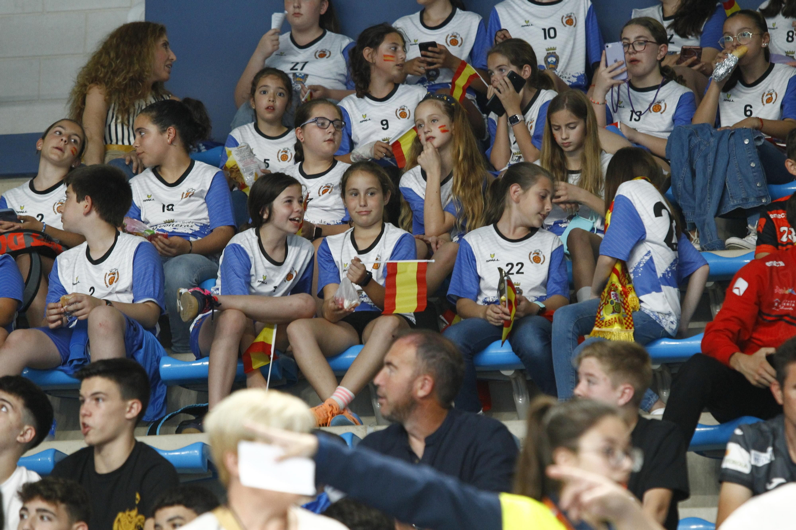 Imágenes del España-Dinamarca de la EHF Euro Cup de balonmano, en Almería