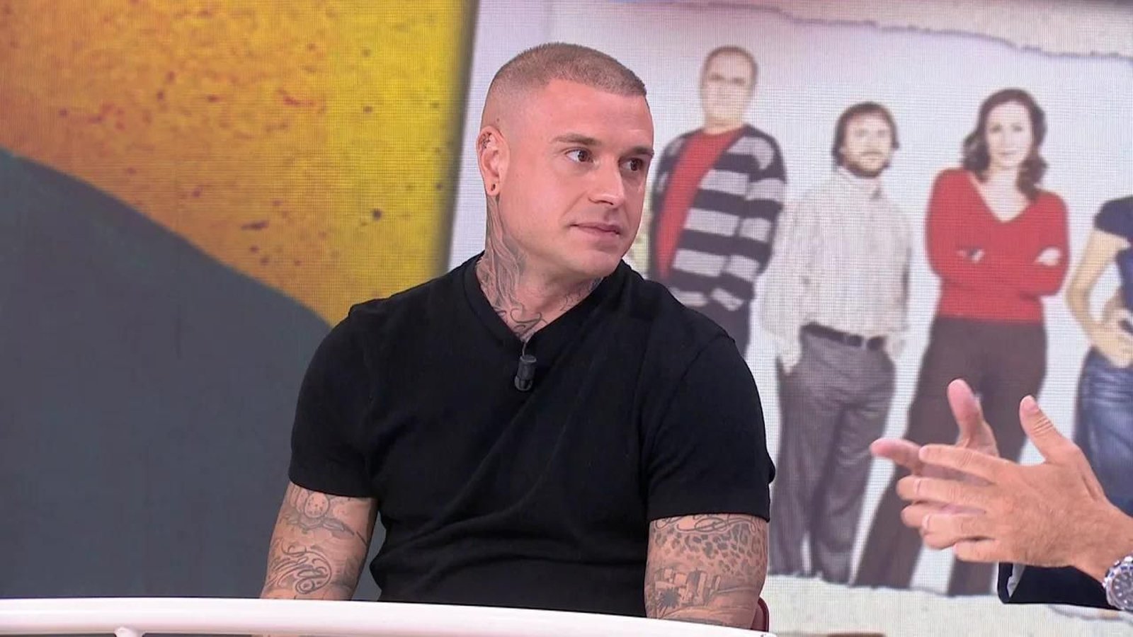 El actor Adrián Rodríguez durante su última visita al plató de 'Y ahora Sonsoles' el pasado mes de agosto.