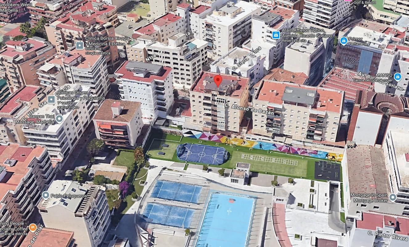 A subasta pública un piso en Marbella, de más de 100 metros cuadrado, a la mitad de su precio