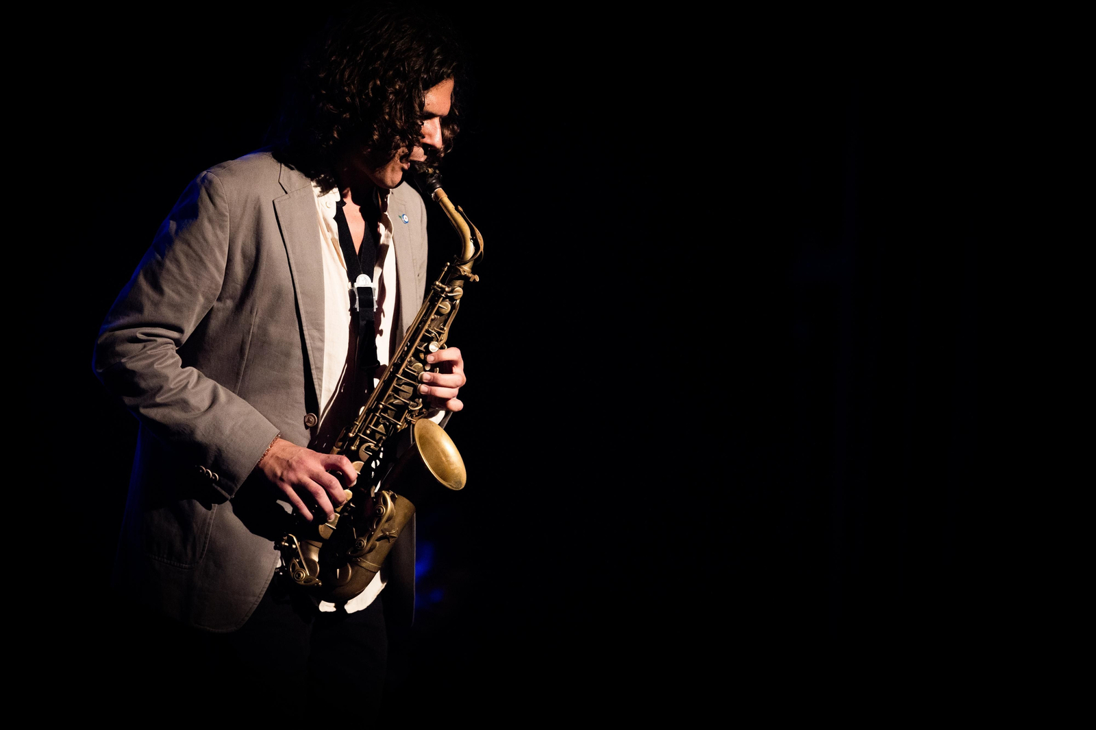 Antonio Lizana presenta su nuevo disco en el Teatro de las Cortes de San Fernando