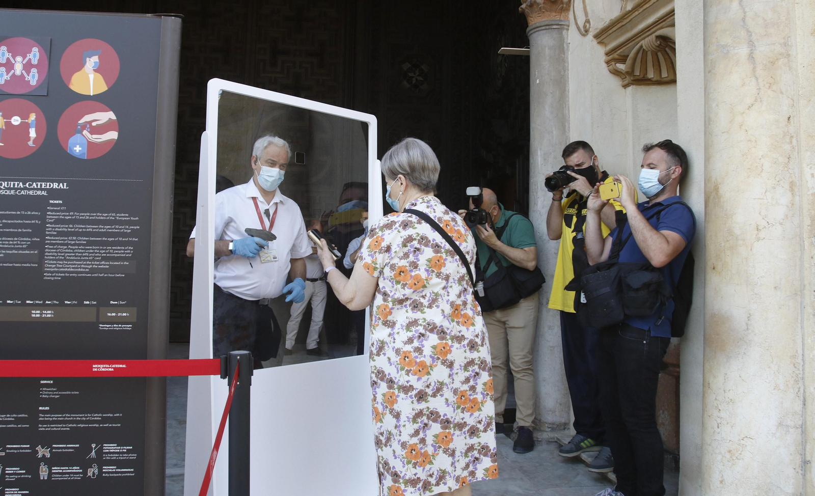 Las fotografías de la reapertura al turismo de la Mezquita-Catedral