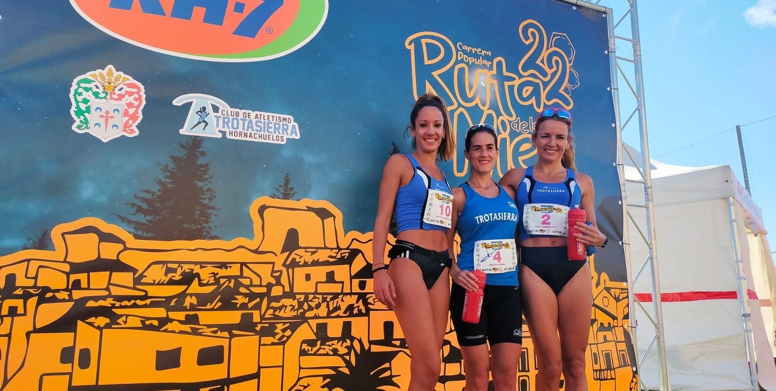 Las tres dominadoras de la XXII CP Ruta de la Miel en Hornachuelos.