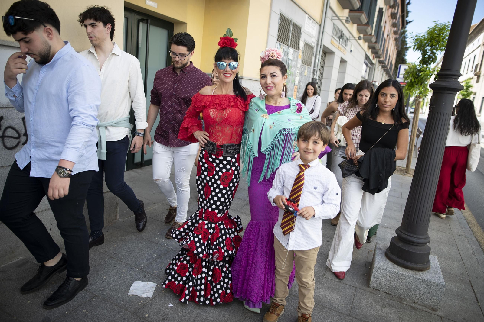 Las mejores imágenes del inicio de las Cruces en Granada